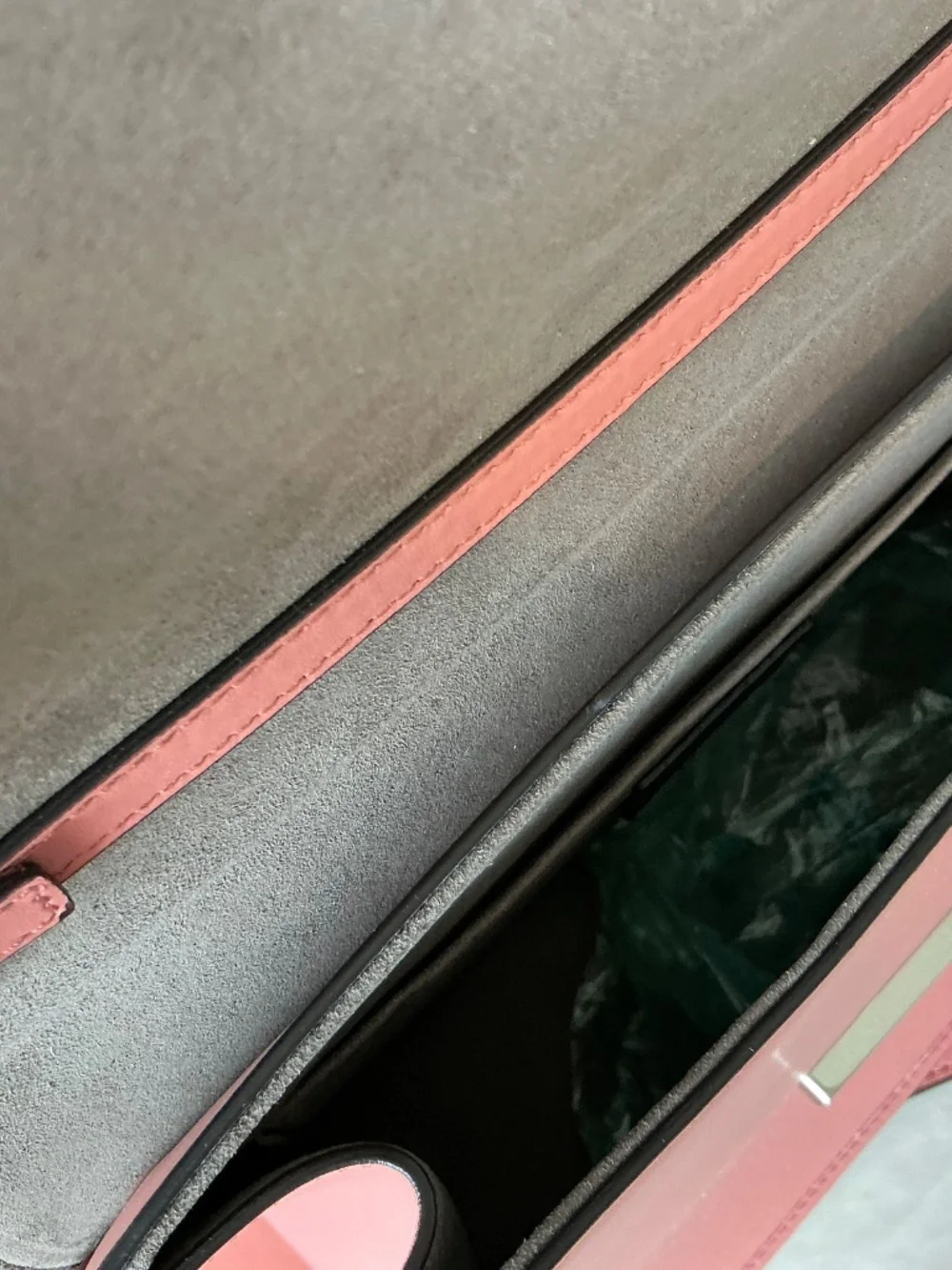 NEW Fendi Pink Kan Handbag with Gold/Silver Hardware (Two Straps) - Picture 4 of 13